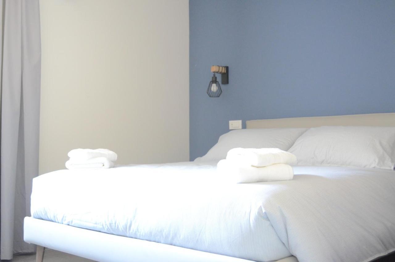 La Casa Incartata Apartment Toscolano Maderno Bagian luar foto