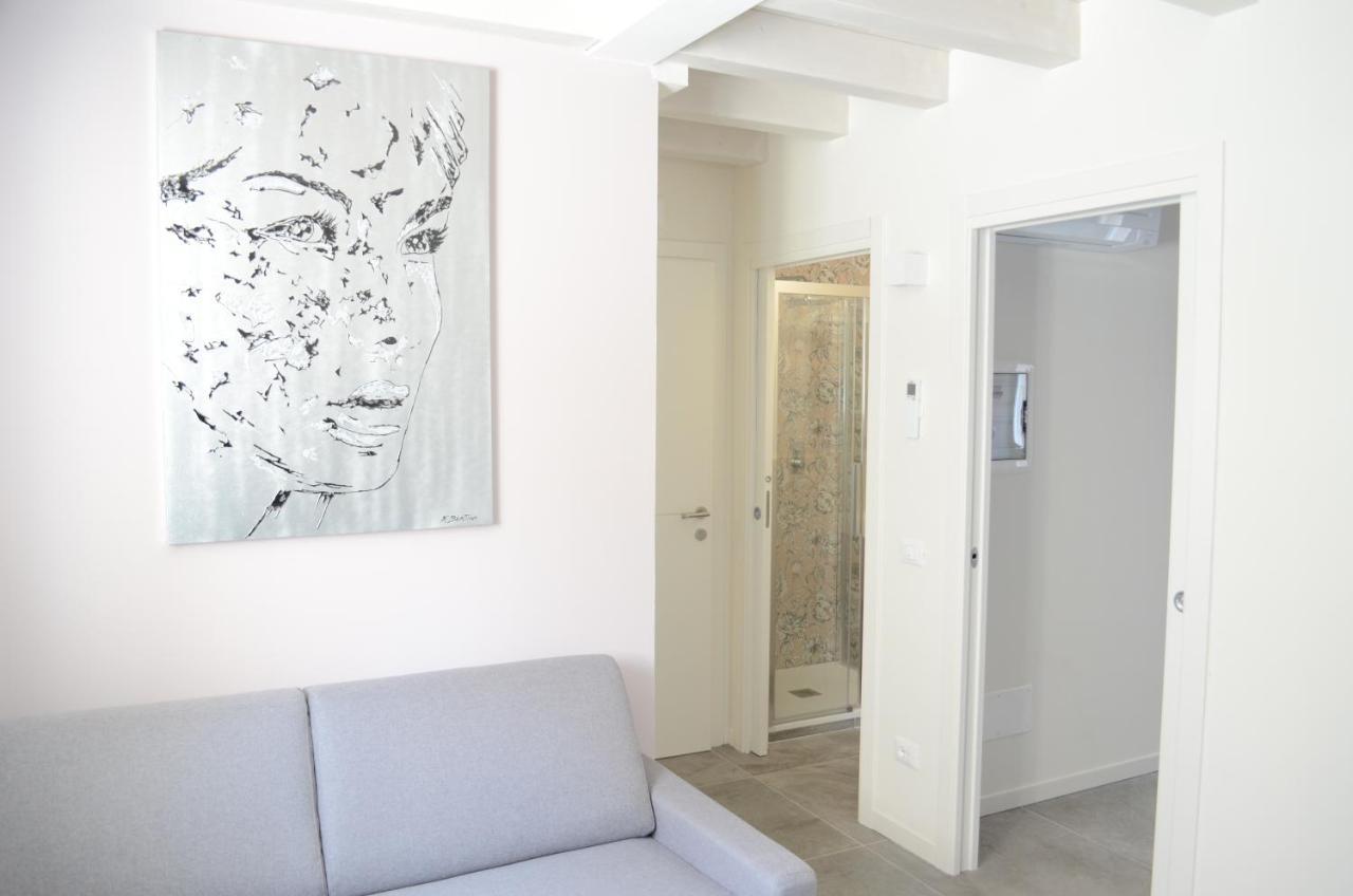 La Casa Incartata Apartment Toscolano Maderno Bagian luar foto