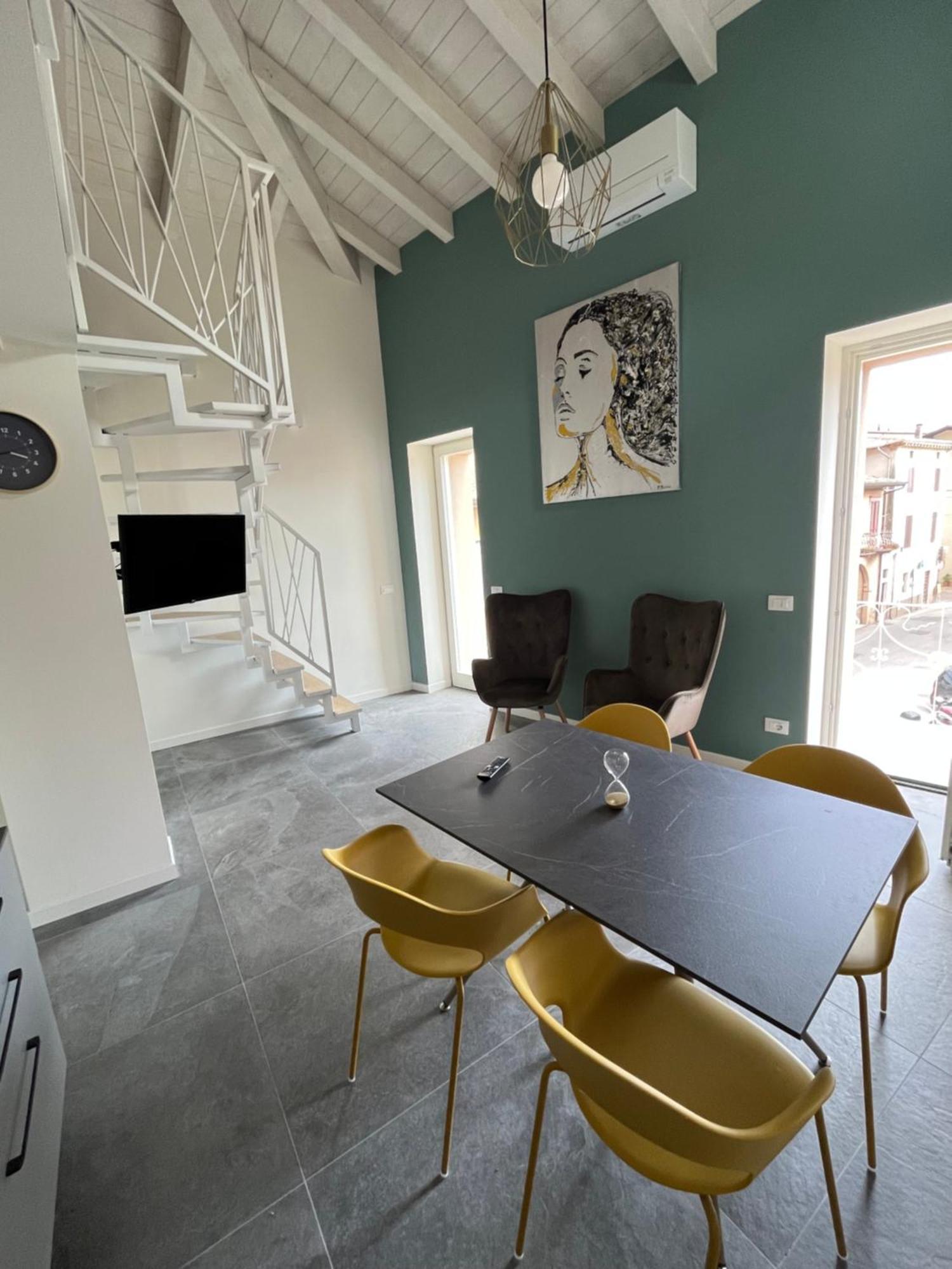 La Casa Incartata Apartment Toscolano Maderno Bagian luar foto