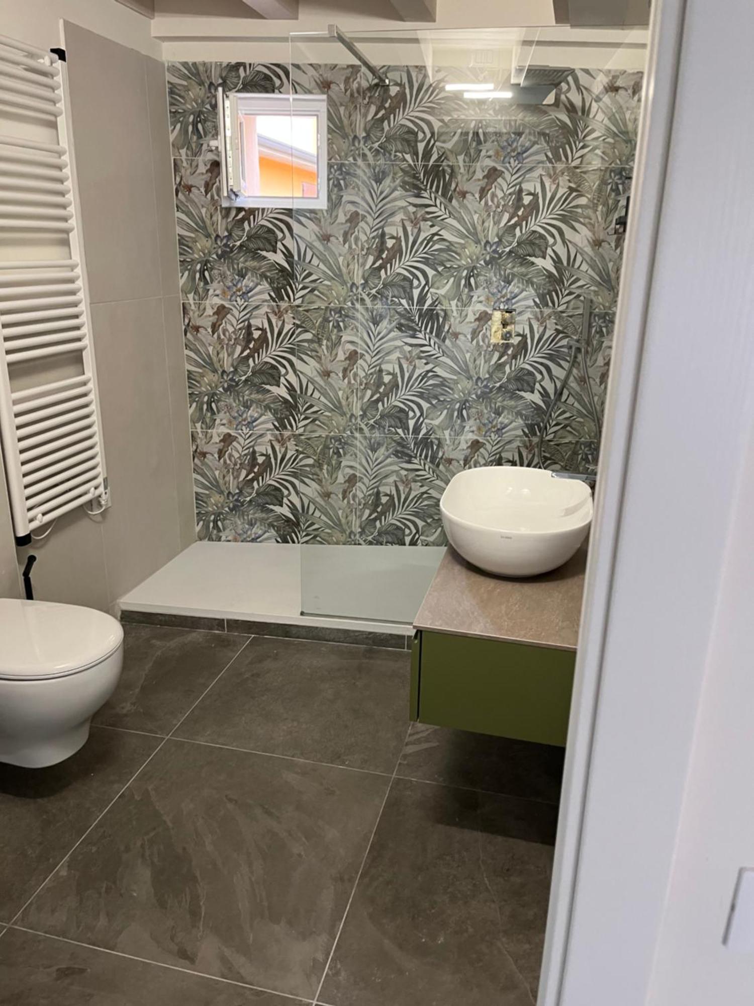 La Casa Incartata Apartment Toscolano Maderno Bagian luar foto