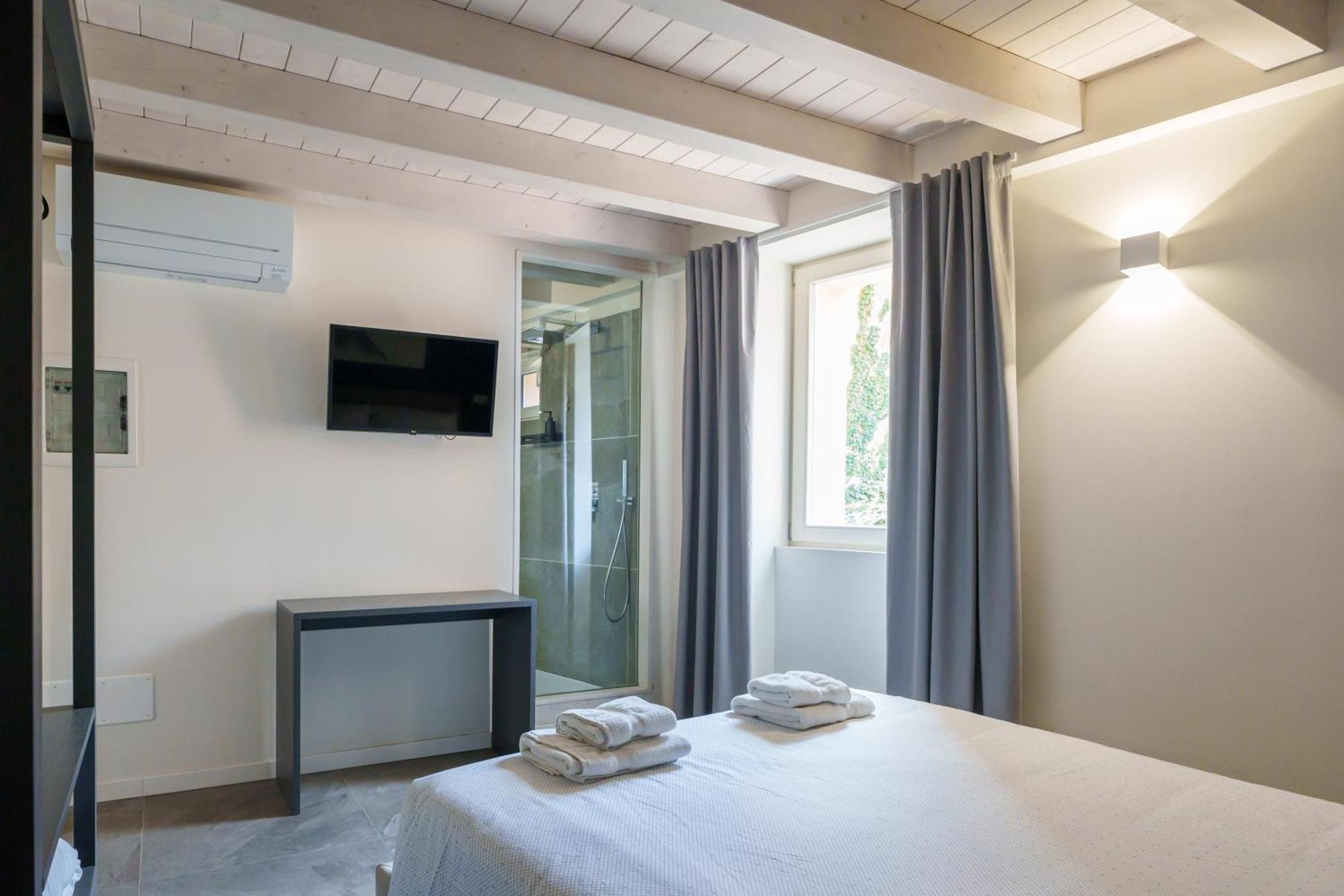 La Casa Incartata Apartment Toscolano Maderno Bagian luar foto